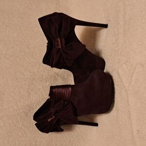 Ladies Boots